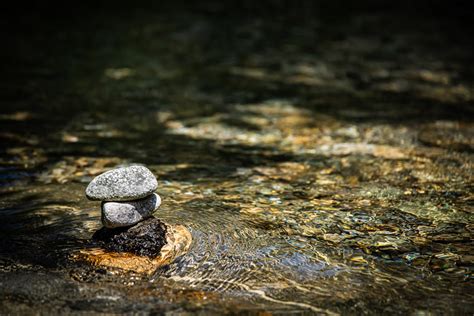 綠幽靈屬性|五行水晶分類指南：解讀水晶的五行屬性 